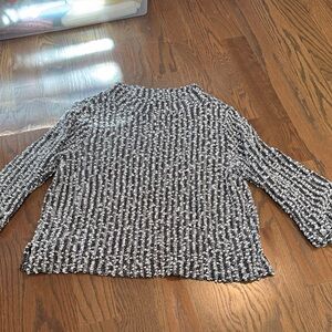 Black and White Knit Women's Top